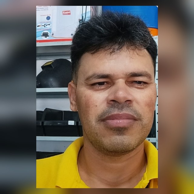 João, atendente da Agrodel